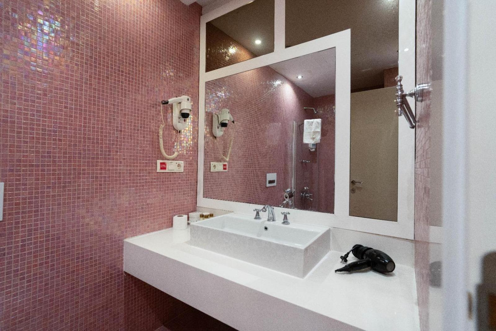 Golden Pars Hotel (Adults Only) Бурса Экстерьер фото